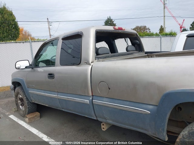 2000 Gmc New Sierra K2500 მანქანა იყიდება აუქციონზე, vin: 1GTGK29U5YE164286, აუქციონის ნომერი: 40090955