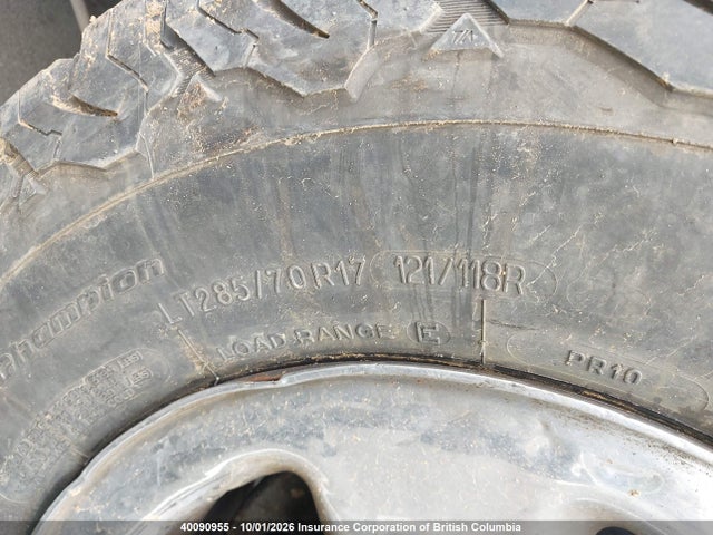 2000 Gmc New Sierra K2500 მანქანა იყიდება აუქციონზე, vin: 1GTGK29U5YE164286, აუქციონის ნომერი: 40090955