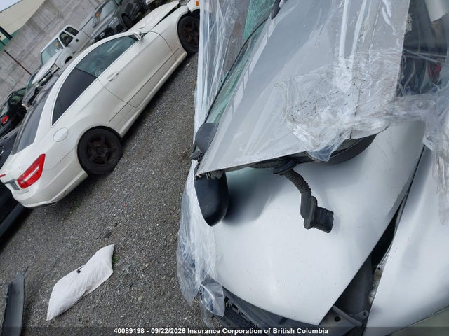 40089198 :رقم المزاد ، 2HGFA1F4XBH002460 vin ، 2011 Honda Civic Dx-g مزاد بيع