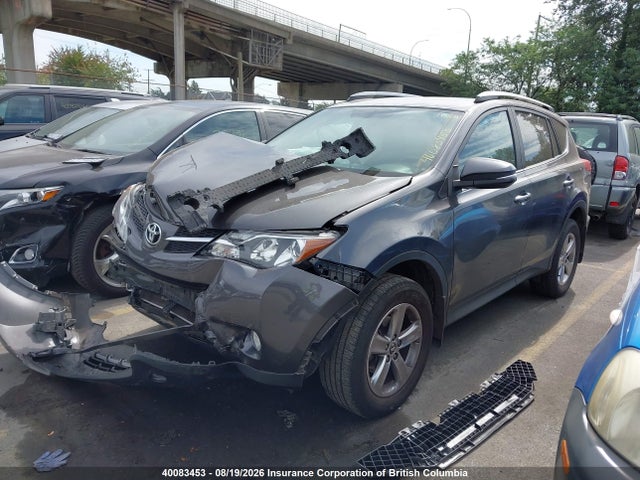 2T3WFREV8FW177966 Toyota Rav4 Xle
