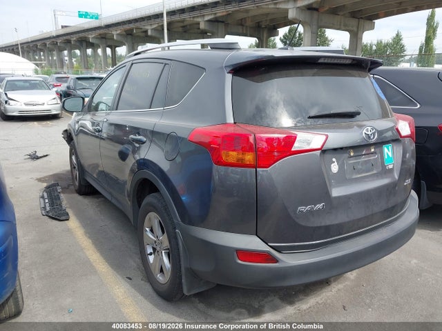 2T3WFREV8FW177966 Toyota Rav4 Xle