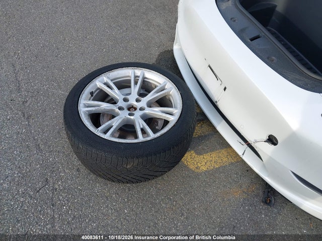 Tesla Model Y 2021 5YJYGDEE6MF091891 Image 12