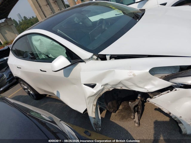 Tesla Model Y 2021 5YJYGDEE6MF091891 Image 14
