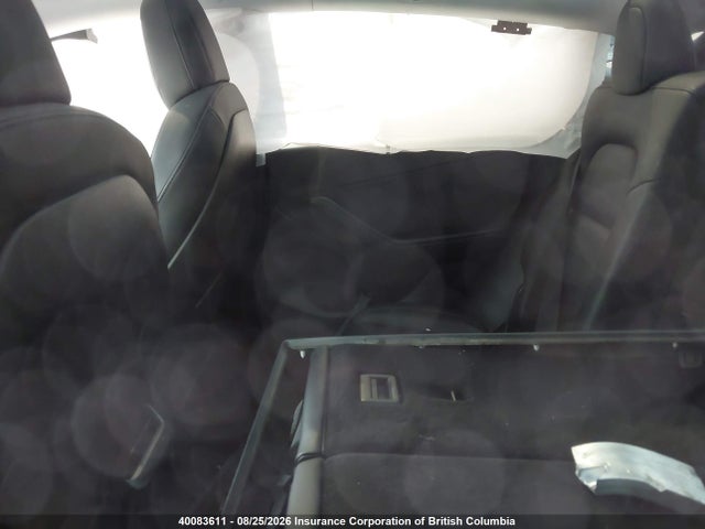 Tesla Model Y 2021 5YJYGDEE6MF091891 Image 8
