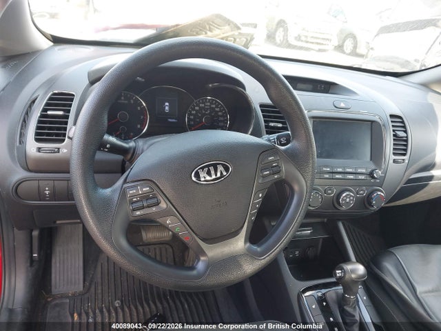 3KPFL4A78JE245898 KIA Forte Lx/s