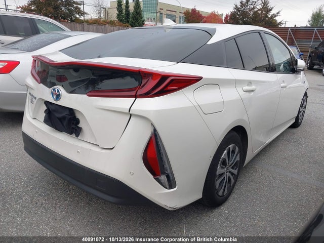 Продаж на аукціоні авто 2018 Toyota Prius, vin: JTDKARFP2J3089987, номер лоту: 40091872