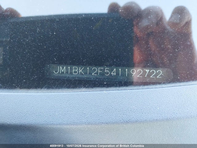 40091913 :رقم المزاد ، JM1BK12F541192722 vin ، 2004 Mazda 3 I مزاد بيع