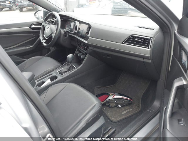 40091924 :رقم المزاد ، 3VWE57BU6MM045153 vin ، 2021 Volkswagen Jetta مزاد بيع