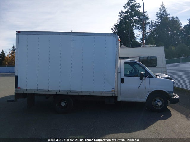 Aukcja sprzedaży 2004 Chevrolet Express G3500, vin: 1GBJG31U341149171, numer aukcji: 40090365