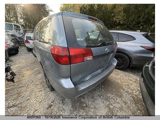 40091960 :رقم المزاد ، 5TDZA29C74S198351 vin ، 2004 Toyota Sienna Ce مزاد بيع