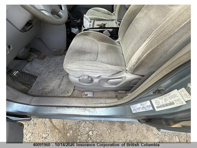 40091960 :رقم المزاد ، 5TDZA29C74S198351 vin ، 2004 Toyota Sienna Ce مزاد بيع