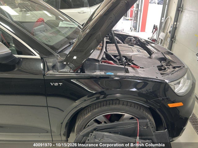 40091970 :رقم المزاد ، WA1C4AFY6J2120082 vin ، 2018 Audi Sq5 مزاد بيع