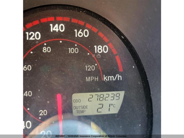 2004 Toyota Corolla Matrix Xr მანქანა იყიდება აუქციონზე, vin: 2T1KR32E04C822611, აუქციონის ნომერი: 40092001