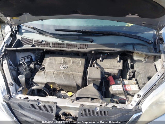 Aukcja sprzedaży 2011 Toyota Sienna Le, vin: 5TDKK3DC3BS032983, numer aukcji: 40084290