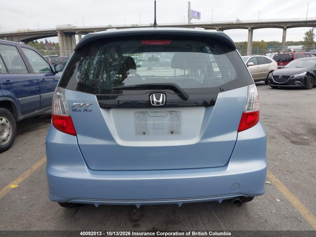 2010 Honda Fit მანქანა იყიდება აუქციონზე, vin: JHMGE8H52AC802238, აუქციონის ნომერი: 40092013