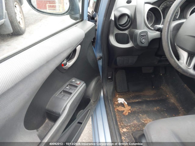 2010 Honda Fit მანქანა იყიდება აუქციონზე, vin: JHMGE8H52AC802238, აუქციონის ნომერი: 40092013