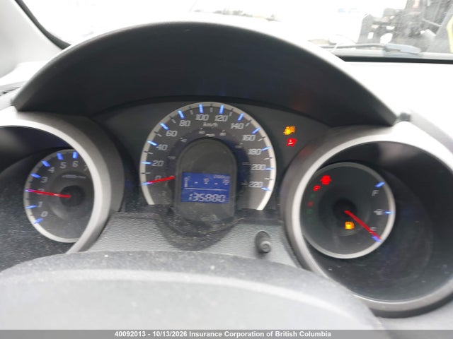 2010 Honda Fit მანქანა იყიდება აუქციონზე, vin: JHMGE8H52AC802238, აუქციონის ნომერი: 40092013