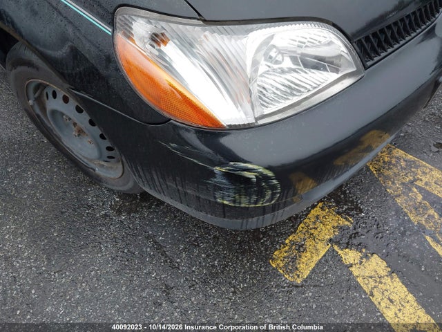 40092023 :رقم المزاد ، JTDBT1238Y5014918 vin ، 2000 Toyota Echo مزاد بيع