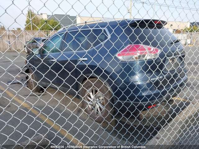 Продаж на аукціоні авто 2015 Nissan Rogue, vin: 5N1AT2MV2FC795262, номер лоту: 40092036