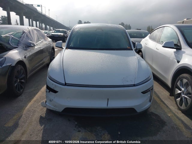 Tesla Model Y 2026 XP7YGDEE2TB870914 Image 13