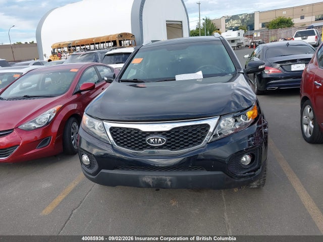 Auction sale of the 2013 Kia Sorento Lx, vin: 5XYKT3A68DG371895, lot number: 40085936