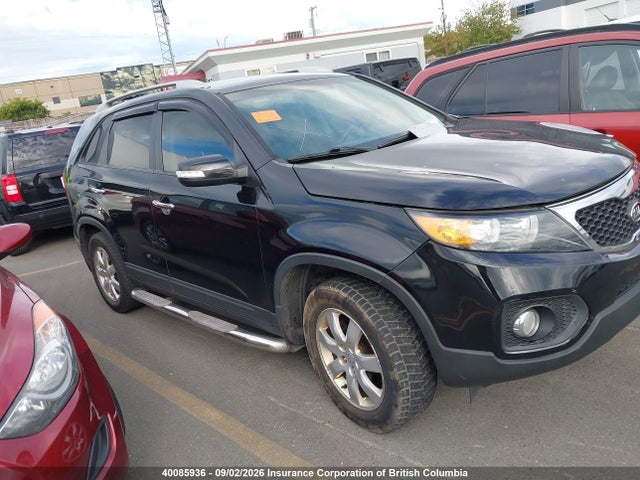 Auction sale of the 2013 Kia Sorento Lx, vin: 5XYKT3A68DG371895, lot number: 40085936