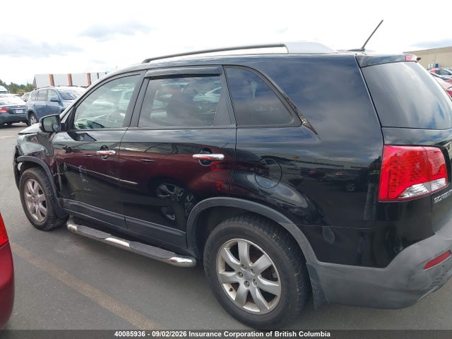 Auction sale of the 2013 Kia Sorento Lx, vin: 5XYKT3A68DG371895, lot number: 40085936