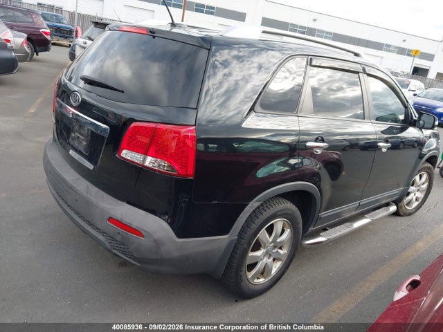 Auction sale of the 2013 Kia Sorento Lx, vin: 5XYKT3A68DG371895, lot number: 40085936