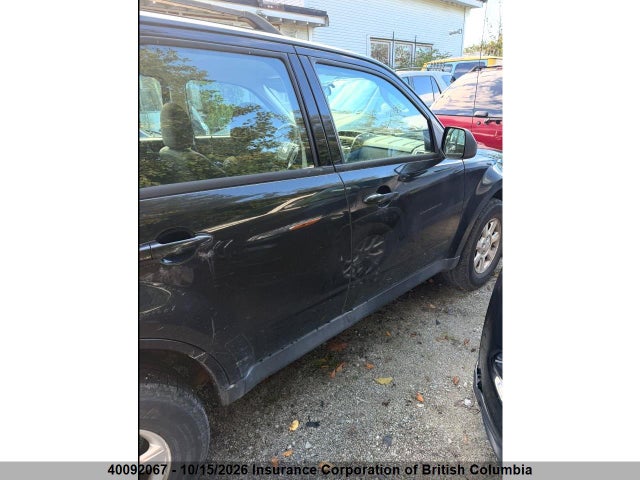 2011 Mazda Tribute I მანქანა იყიდება აუქციონზე, vin: 4F2CY0C71BKM00333, აუქციონის ნომერი: 40092067