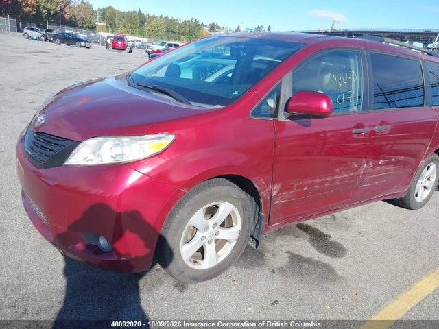 Продаж на аукціоні авто 2011 Toyota Sienna V6 7 Passenger, vin: 5TDZK3DC8BS172042, номер лоту: 40092070