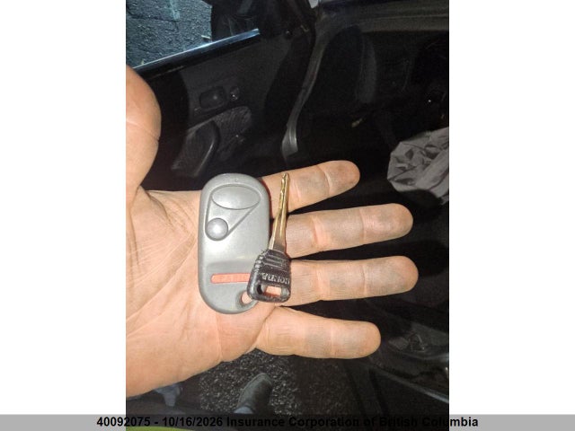 Продажа на аукционе авто 2000 Honda Civic, vin: 2HGEJ6614YH921314, номер лота: 40092075