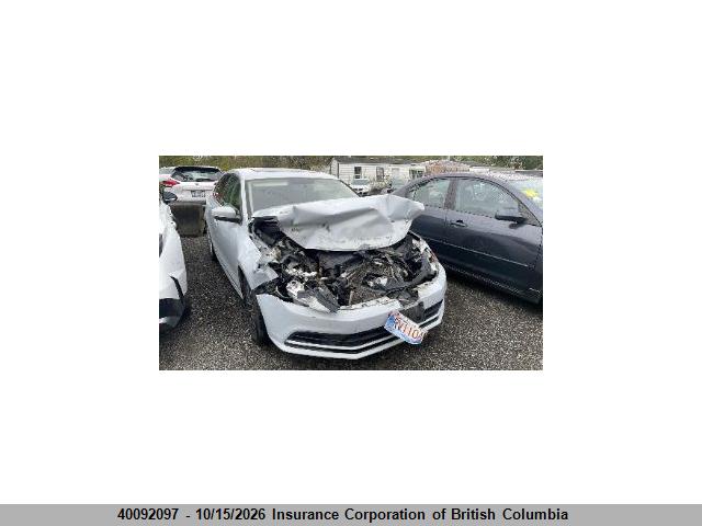 2017 3VWDB7AJ7HM348699 главное изображение