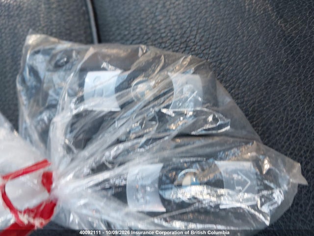 40092111 :رقم المزاد ، WBAPK7C58BA821298 vin ، 2011 Bmw 328i مزاد بيع