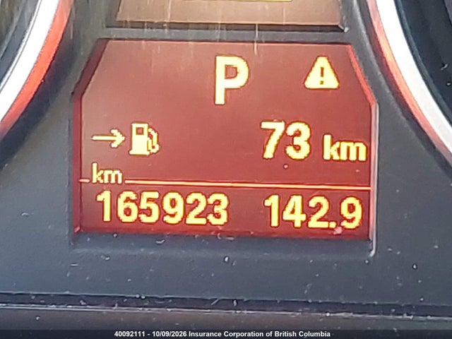 40092111 :رقم المزاد ، WBAPK7C58BA821298 vin ، 2011 Bmw 328i مزاد بيع