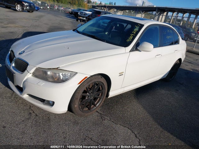 40092111 :رقم المزاد ، WBAPK7C58BA821298 vin ، 2011 Bmw 328i مزاد بيع