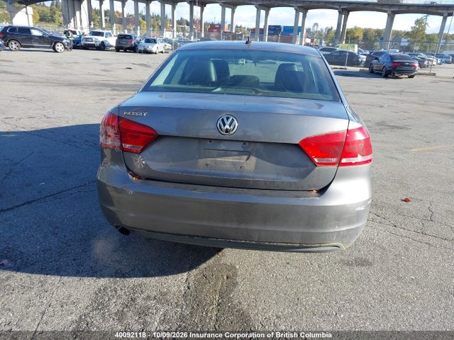 Продажа на аукционе авто 2013 Volkswagen Passat S, vin: 1VWAH7A39DC004192, номер лота: 40092118