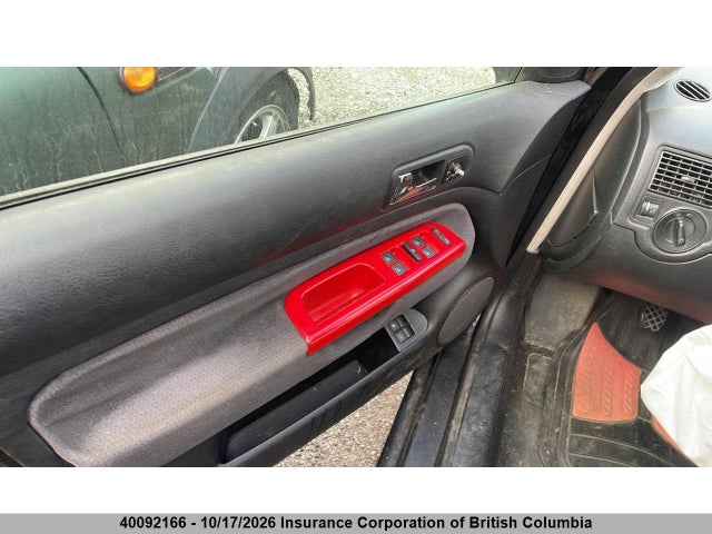 40092166 :رقم المزاد ، WVWGA21J8YW350936 vin ، 2000 Volkswagen Golf مزاد بيع