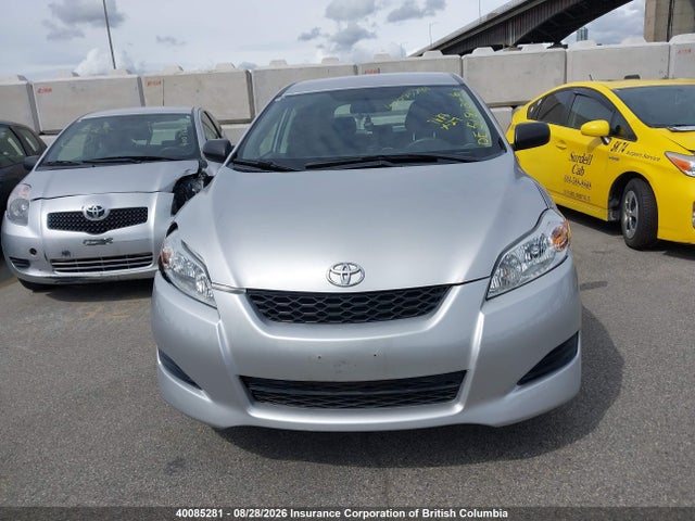 40085281 :رقم المزاد ، 2T1KU4EE6CC815483 vin ، 2012 Toyota Matrix مزاد بيع
