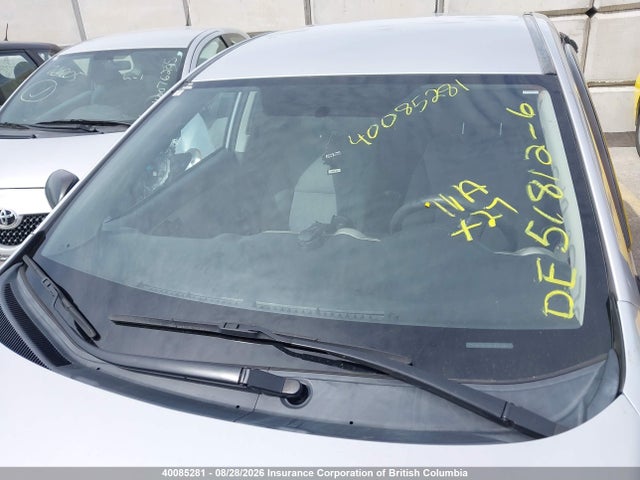 40085281 :رقم المزاد ، 2T1KU4EE6CC815483 vin ، 2012 Toyota Matrix مزاد بيع