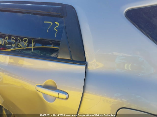 40085281 :رقم المزاد ، 2T1KU4EE6CC815483 vin ، 2012 Toyota Matrix مزاد بيع