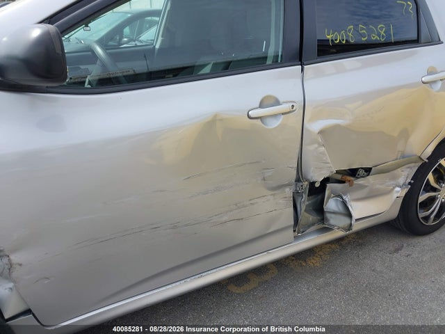 40085281 :رقم المزاد ، 2T1KU4EE6CC815483 vin ، 2012 Toyota Matrix مزاد بيع
