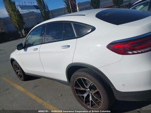 40092191 :رقم المزاد ، W1N0J8EB2NG086165 vin ، 2022 Mercedes-benz Glc Coupe 300 4matic مزاد بيع