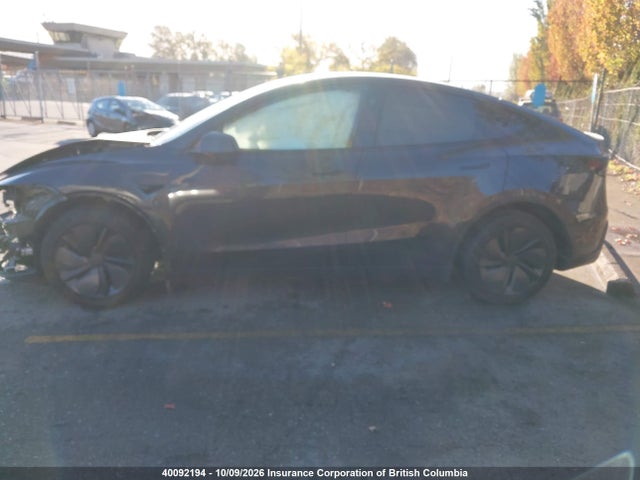 Tesla Model Y 2026 XP7YGDEE4TB749110 Image 13