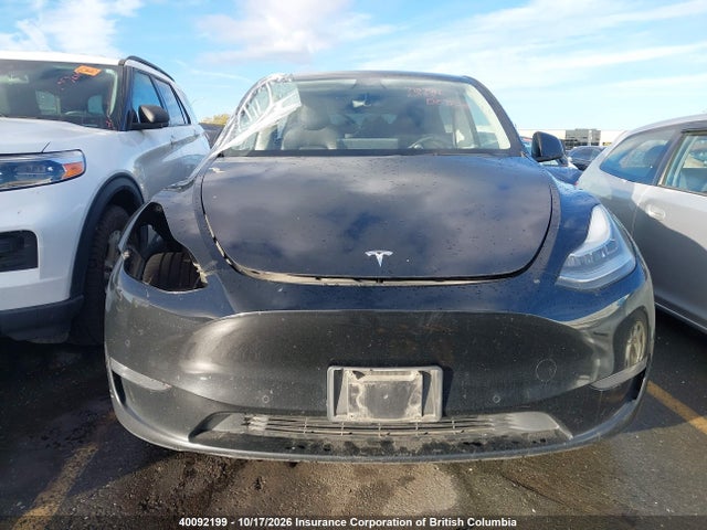 Tesla Model Y 2021 5YJYGAEE7MF256488 Image 13