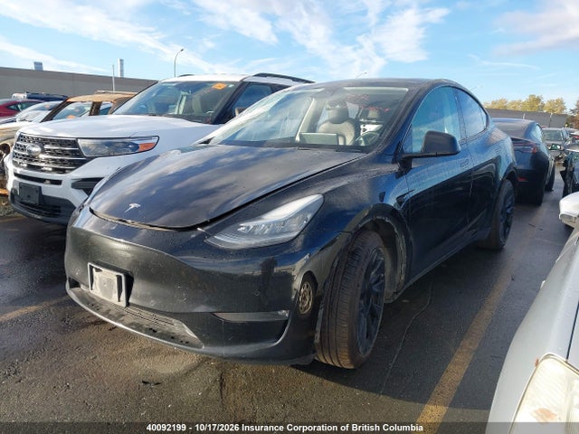 Tesla Model Y 2021 5YJYGAEE7MF256488 Image 2