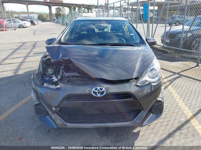 Toyota Prius 2016 JTDKDTB30G1126272 Image 13