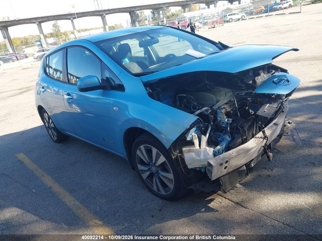 2015 Nissan Leaf მანქანა იყიდება აუქციონზე, vin: 1N4AZ0CP1FC315423, აუქციონის ნომერი: 40092214