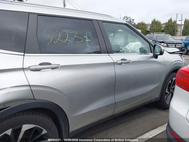 Продаж на аукціоні авто 2023 Mitsubishi Outlander Le/le Premium/noir/se/sel, vin: JA4J4UA88PZ613682, номер лоту: 40092231
