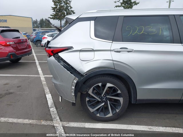 Продаж на аукціоні авто 2023 Mitsubishi Outlander Le/le Premium/noir/se/sel, vin: JA4J4UA88PZ613682, номер лоту: 40092231