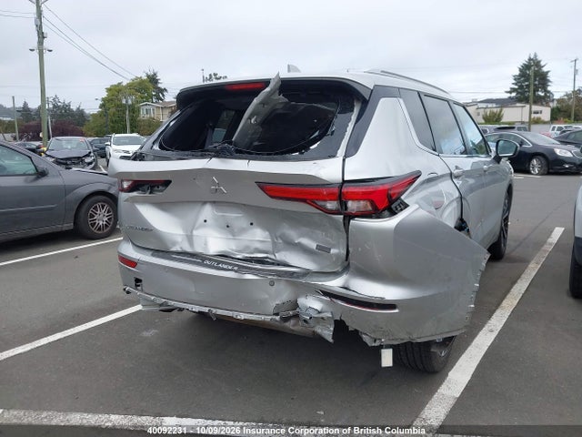 Продаж на аукціоні авто 2023 Mitsubishi Outlander Le/le Premium/noir/se/sel, vin: JA4J4UA88PZ613682, номер лоту: 40092231